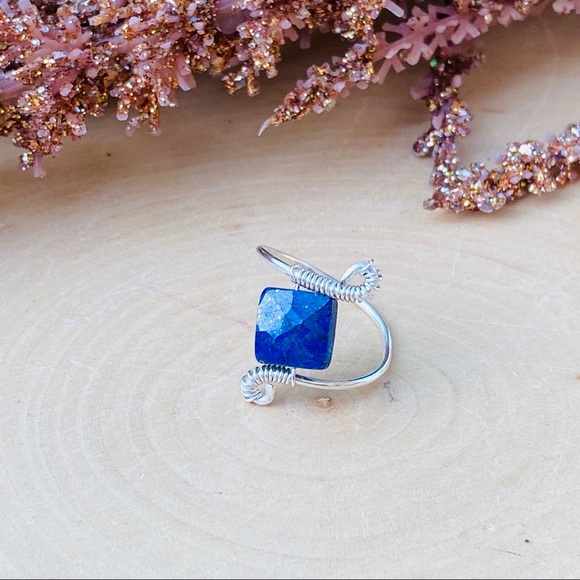 Lapis Lazuli Gemstone Silver Ring - Picture 5 of 6